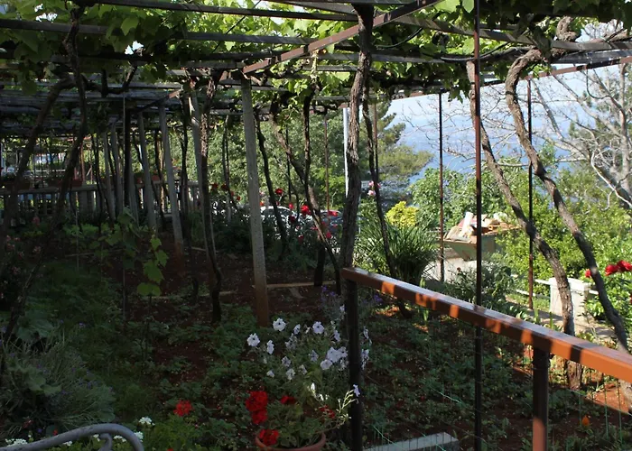 בית הארחה Double Medveja 7775c לובראן